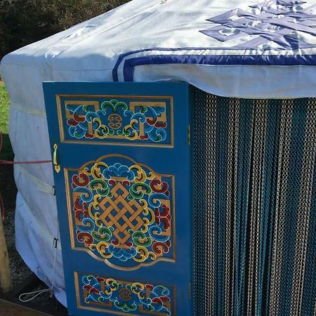 French Fields Luxury Glamping Original Mongolian Yurt Hotel Le-Vieux-Cerier Exterior foto